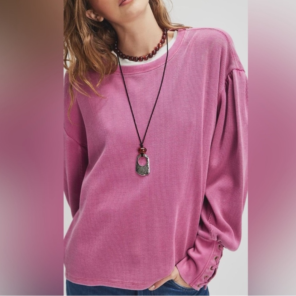NWT FREE PEOPLE WE THE FREE LAPIS CUFF LONG SLEEVE TOP PLUMDROP